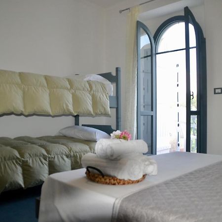Sperlonga Paradise Suites 500M Dal Mare In Estate Servizio Navetta Per Sperlonga Centro Екстер'єр фото